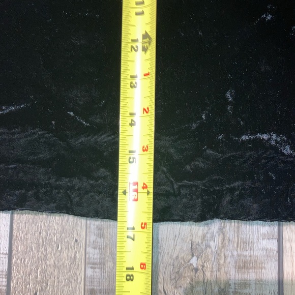 J Crew Velvet Top. Medium. EUC - Picture 5 of 7